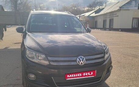 Volkswagen Tiguan I, 2011 год, 1 290 000 рублей, 2 фотография