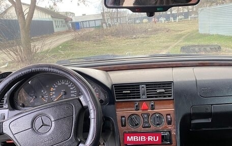 Mercedes-Benz E-Класс, 1996 год, 220 000 рублей, 3 фотография