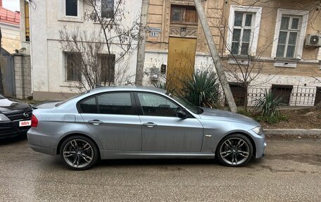 BMW 3 серия, 2011 год, 1 600 000 рублей, 3 фотография