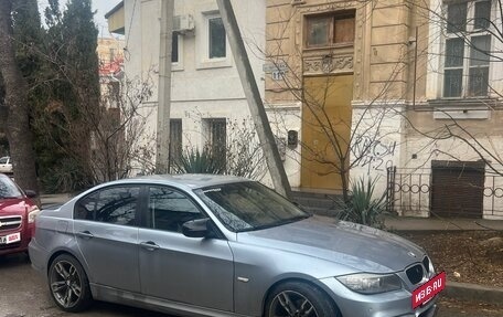 BMW 3 серия, 2011 год, 1 600 000 рублей, 4 фотография