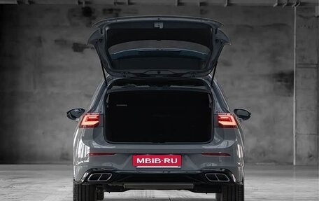 Volkswagen Golf VIII, 2023 год, 1 985 000 рублей, 6 фотография