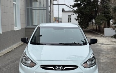 Hyundai Solaris II рестайлинг, 2011 год, 840 000 рублей, 1 фотография