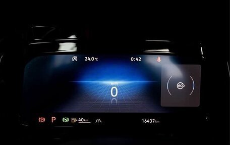 Volkswagen Golf VIII, 2023 год, 1 985 000 рублей, 13 фотография