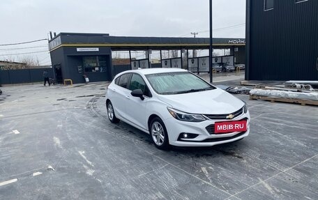 Chevrolet Cruze II, 2017 год, 1 000 000 рублей, 8 фотография