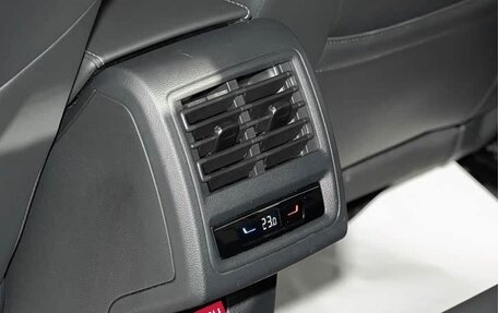 Volkswagen Golf VIII, 2023 год, 1 985 000 рублей, 17 фотография