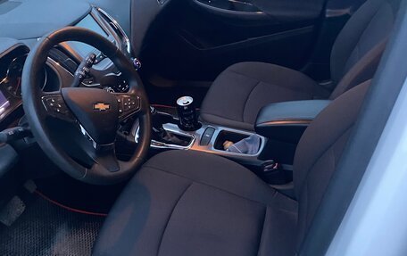 Chevrolet Cruze II, 2017 год, 1 000 000 рублей, 14 фотография