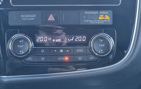 Mitsubishi Outlander III рестайлинг 3, 2018 год, 2 200 000 рублей, 9 фотография