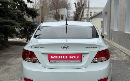 Hyundai Solaris II рестайлинг, 2011 год, 840 000 рублей, 4 фотография