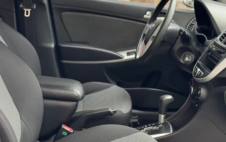 Hyundai Solaris II рестайлинг, 2011 год, 840 000 рублей, 10 фотография