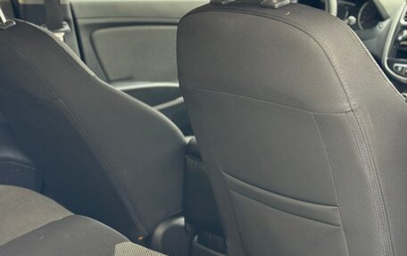 Hyundai Solaris II рестайлинг, 2011 год, 840 000 рублей, 14 фотография