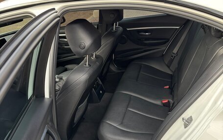 BMW 3 серия, 2018 год, 3 560 000 рублей, 11 фотография