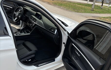 BMW 3 серия, 2018 год, 3 560 000 рублей, 13 фотография