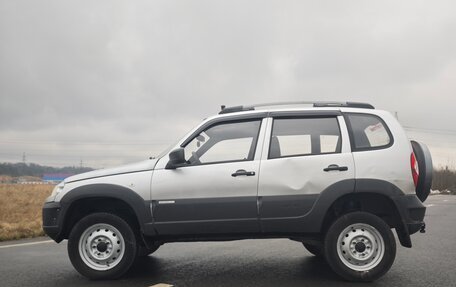 Chevrolet Niva I рестайлинг, 2012 год, 330 000 рублей, 6 фотография