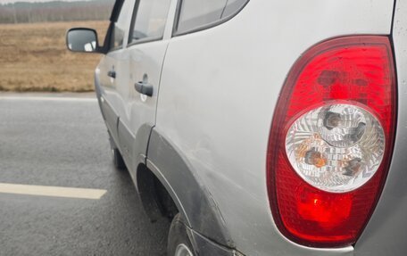 Chevrolet Niva I рестайлинг, 2012 год, 330 000 рублей, 9 фотография