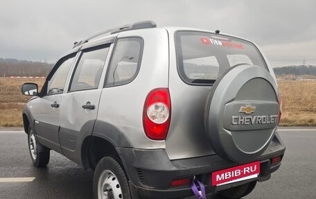 Chevrolet Niva I рестайлинг, 2012 год, 330 000 рублей, 5 фотография