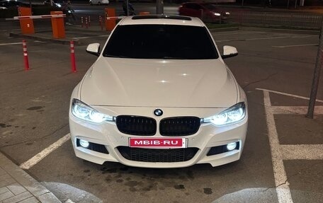 BMW 3 серия, 2018 год, 3 560 000 рублей, 18 фотография