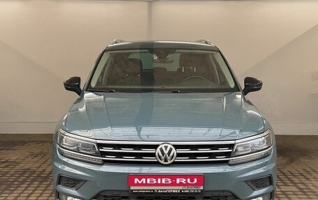 Volkswagen Tiguan II, 2019 год, 2 450 000 рублей, 2 фотография