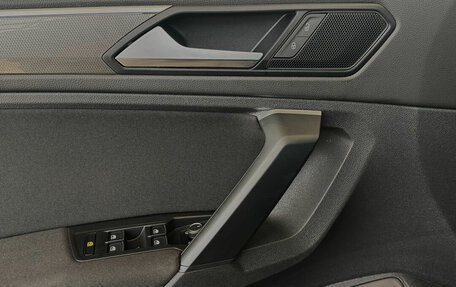 Volkswagen Tiguan II, 2019 год, 2 450 000 рублей, 11 фотография