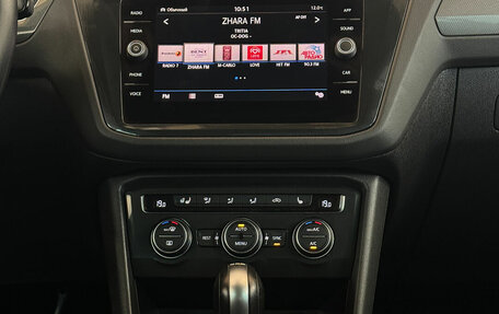 Volkswagen Tiguan II, 2019 год, 2 450 000 рублей, 8 фотография