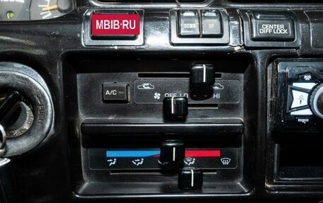 Toyota Land Cruiser 80 рестайлинг, 1991 год, 1 080 000 рублей, 10 фотография