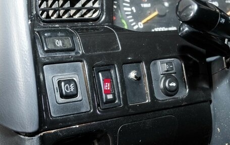 Toyota Land Cruiser 80 рестайлинг, 1991 год, 1 080 000 рублей, 15 фотография