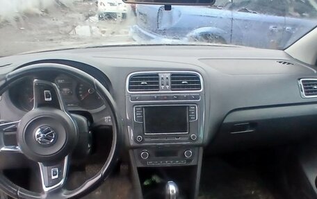 Volkswagen Polo VI (EU Market), 2019 год, 425 000 рублей, 8 фотография