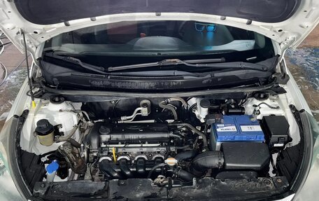 Hyundai Solaris II рестайлинг, 2011 год, 730 000 рублей, 4 фотография