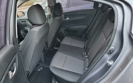 KIA Rio IV, 2018 год, 1 700 000 рублей, 8 фотография