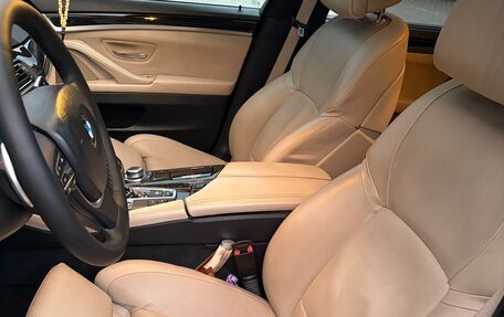 BMW 5 серия, 2010 год, 2 400 000 рублей, 21 фотография