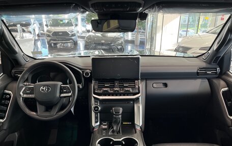 Toyota Land Cruiser, 2025 год, 19 680 000 рублей, 12 фотография