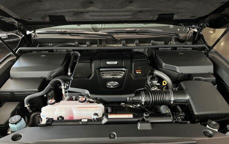 Toyota Land Cruiser, 2025 год, 19 680 000 рублей, 15 фотография