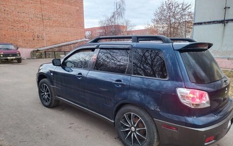 Mitsubishi Outlander III рестайлинг 3, 2003 год, 400 000 рублей, 3 фотография