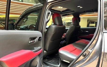 Toyota Land Cruiser, 2026 год, 16 000 000 рублей, 16 фотография