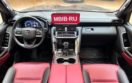 Toyota Land Cruiser, 2026 год, 16 000 000 рублей, 15 фотография