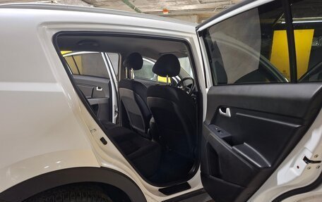 KIA Sportage III, 2015 год, 1 350 000 рублей, 4 фотография