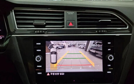 Volkswagen Tiguan II, 2023 год, 3 100 000 рублей, 11 фотография