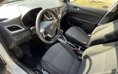 Hyundai Solaris II рестайлинг, 2020 год, 840 000 рублей, 12 фотография