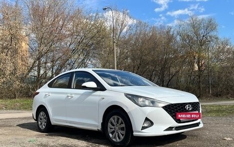 Hyundai Solaris II рестайлинг, 2020 год, 840 000 рублей, 9 фотография
