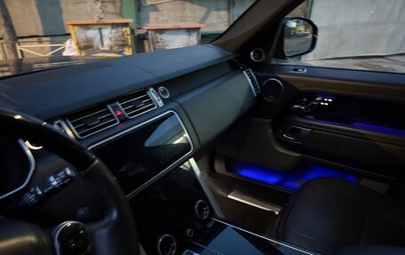 Land Rover Range Rover IV рестайлинг, 2018 год, 7 300 000 рублей, 5 фотография