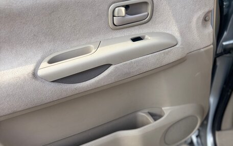 Nissan Serena II, 2003 год, 810 000 рублей, 8 фотография