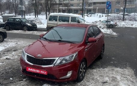 KIA Rio III рестайлинг, 2013 год, 690 000 рублей, 1 фотография