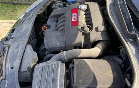 Volkswagen Jetta VI, 2010 год, 800 000 рублей, 21 фотография