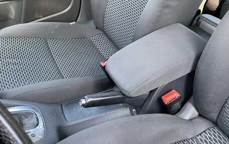 Volkswagen Jetta VI, 2010 год, 800 000 рублей, 28 фотография