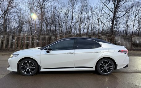 Toyota Camry, 2020 год, 2 900 000 рублей, 2 фотография