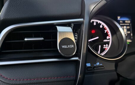 Toyota Camry, 2020 год, 2 900 000 рублей, 12 фотография