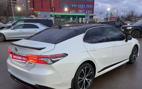 Toyota Camry, 2020 год, 2 900 000 рублей, 10 фотография