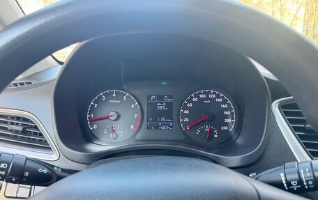 Hyundai Solaris II рестайлинг, 2017 год, 1 075 000 рублей, 5 фотография