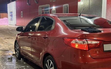 KIA Rio III рестайлинг, 2013 год, 690 000 рублей, 3 фотография