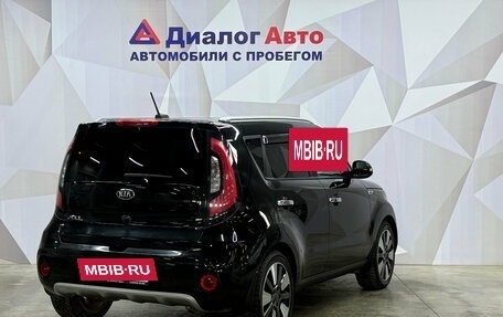 KIA Soul II рестайлинг, 2018 год, 1 530 000 рублей, 6 фотография
