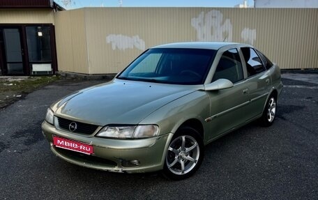 Opel Vectra B рестайлинг, 1997 год, 300 000 рублей, 1 фотография